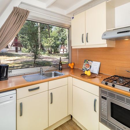 Restyled Bungalow With Dishwasher, In Natural Surroundings Mierlo Exterior photo